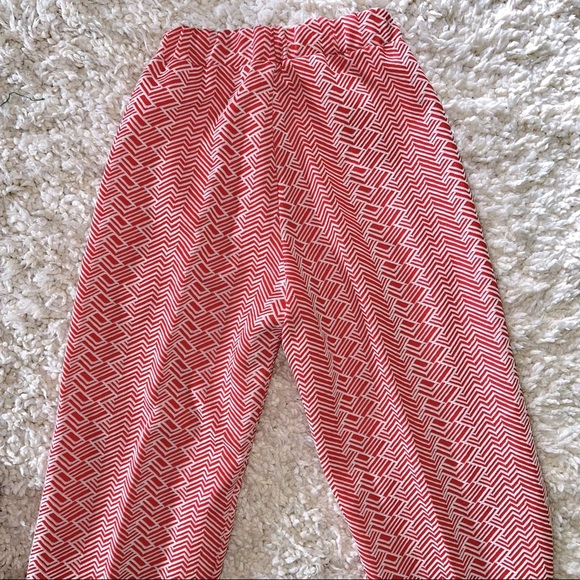 SOLD 1970s polyester red & white chevron high waist wide leg - Picture 7 of 10